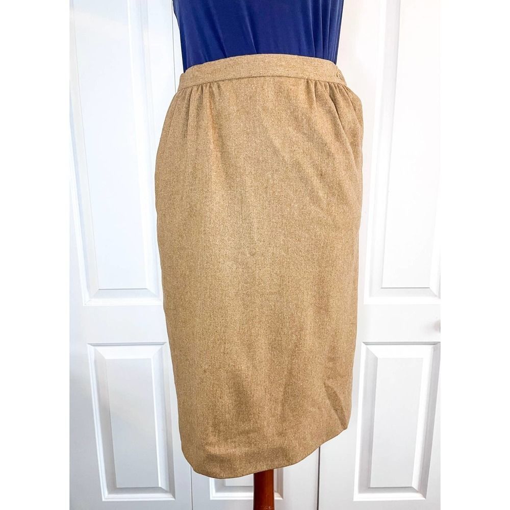 Vintage Pendleton 1990's Women's Beige Wool Skirt Size 8 Petite